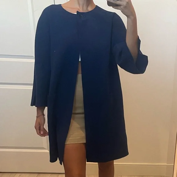 St. John One Button Overcoat - Picture 5 of 16